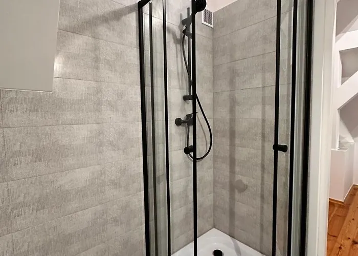 아파트 The Spot *